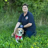 Therapiehundeteam beim Fotoshooting