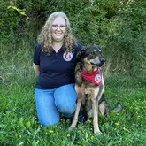 Therapiehundeteam beim Fotoshooting